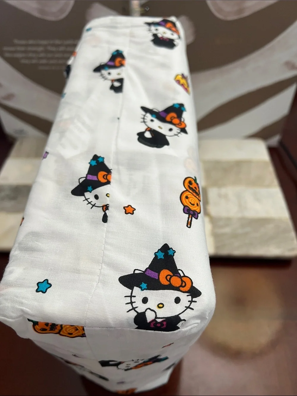 Hello Kitty White Halloween Queen Sheet Set with Cute Witch Print